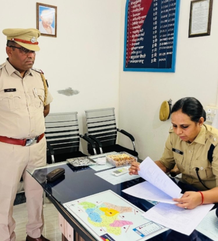पुलिस अधीक्षक ने थानों किया निरिक्षण     