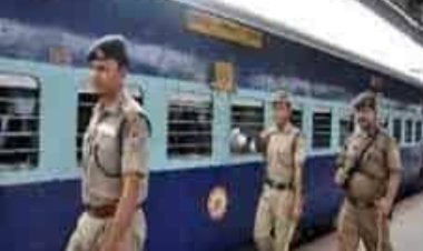 रेलसेवाएं रद्द/आंशिक रद्द/मार्ग परिवर्तित/रेगुलेट रहेगी*