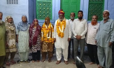 हज यात्रा पर जाने वाले यात्रियों का किया सम्मान 