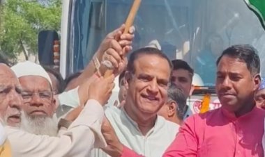 हज के मुकद्द सफ़र पर पहली फ्लाइट रवाना फ्लाइट में 428 लोग जिसमें 218 महिलाएं और 210 पुरुष शामिल