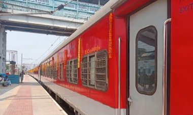 रेलसेवाएं रद्द/मार्ग परिवर्तित/रीशड्यूल रहेगी*