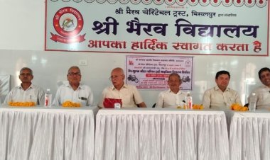 19 मोटर चलित ट्राई साइकिल वितरित