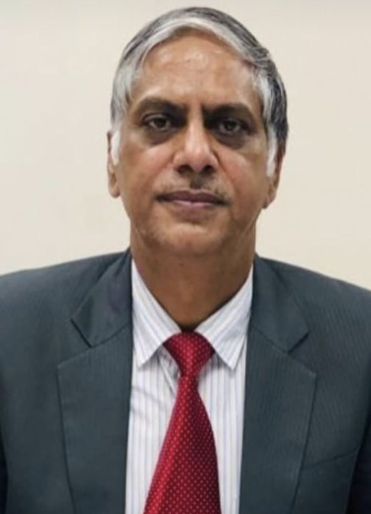 प्रो.रमन कुमार दवेबने कुलगुरु