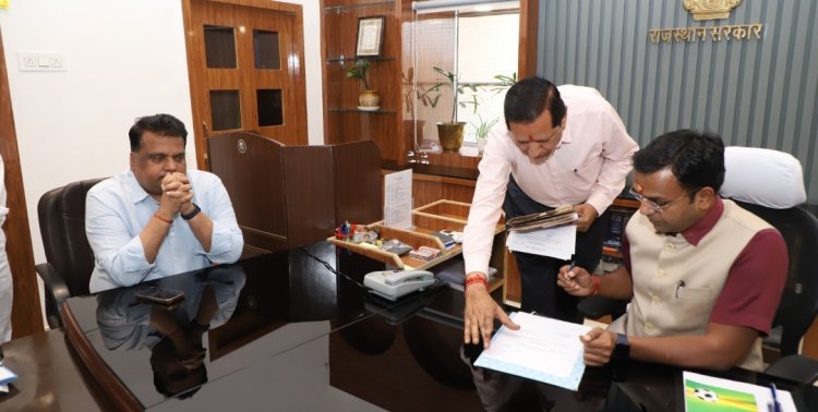 जिला कलक्टर डॉ गोस्वामी ने कार्यभार ग्रहण किया*