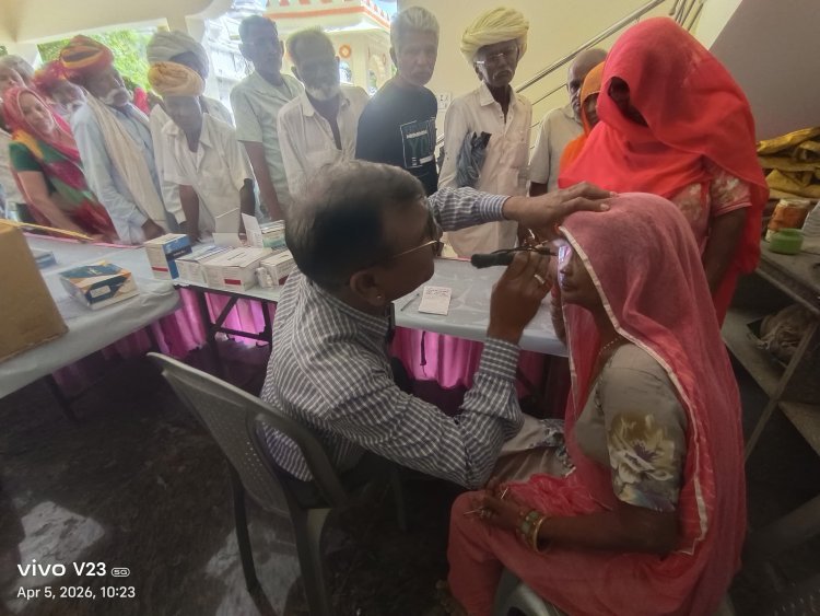 सोजत रोड़ सेवा समिति के तत्वाधान में सवराड़ निःशुल्क चिकित्सा शिविर आयोजन।