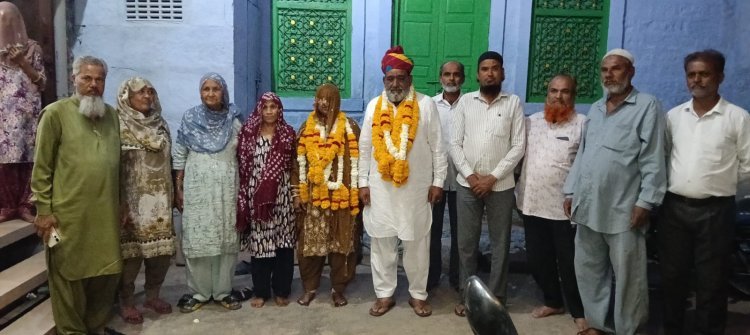 हज यात्रा पर जाने वाले यात्रियों का किया सम्मान 