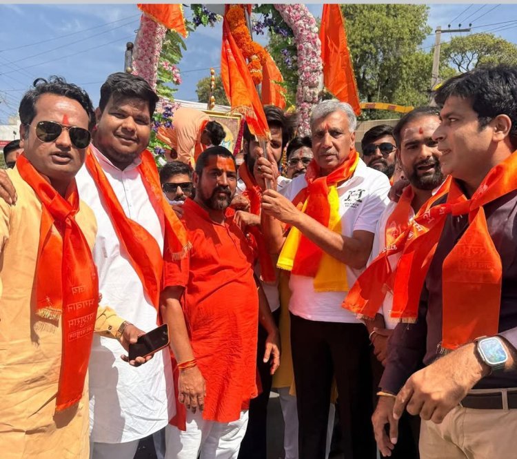 भगवान श्री परशुराम की निकली शोभायात्रा