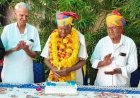 समाजसेवी विजयसिंह चौहान के 87वें जन्मदिन पर नागरिकों ने किया भावभीना अभिनंदन 