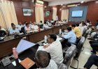 जिला कलक्टर ने गत सप्ताह के कामों की समीक्षा कर प्रगति लाने के निर्देश*