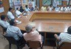 नगर निगम अधिकारियों व व्यापारियों की हुई बैठक