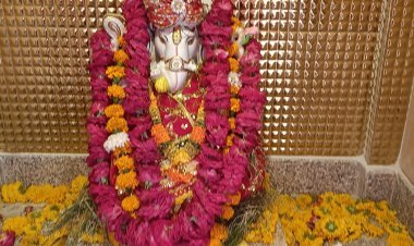 गौर के राजा विघ्नहर्ता गणेश जी प्रतिमा की हुई प्राण प्रतिष्ठा