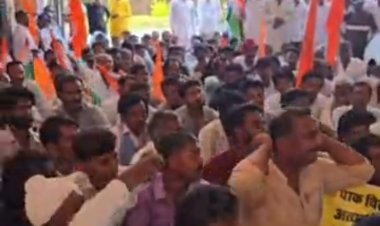 पाक विस्थापितों ने किया प्रदर्शन