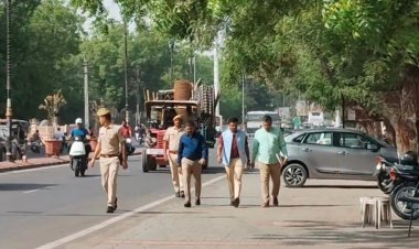 जिला कलक्टर घर से पैदल ही आफिस आये ईधन बचाने का दिया संदेश’