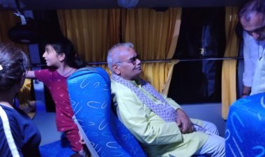 मंन्त्री दिलावर ने बस का टिकट लेकर प्रस्थान किया