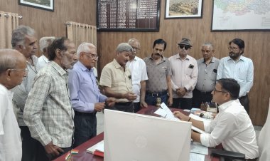 स्वास्थ्य योजना (RGHS) में आ रही समस्याओं को लेकर पेंशनर समाज ने सौंपा ज्ञापन 