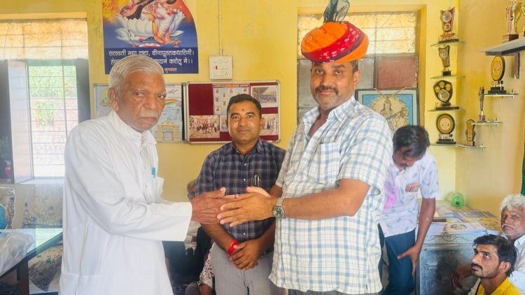 राउमावि लुण्डावास में क्षतिग्रत भवन जमींदोज भामाशाहों द्वारा 4 नवीन कक्षा-कक्ष निर्माण की घोषणा।