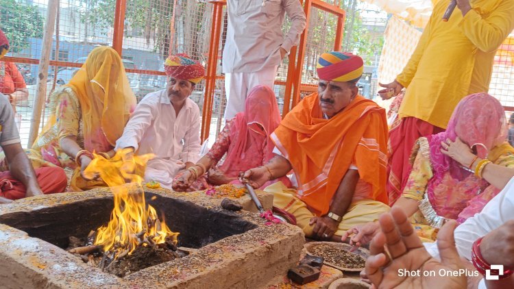 गौर के राजा विघ्नहर्ता गणेश जी प्रतिमा की हुई प्राण प्रतिष्ठा