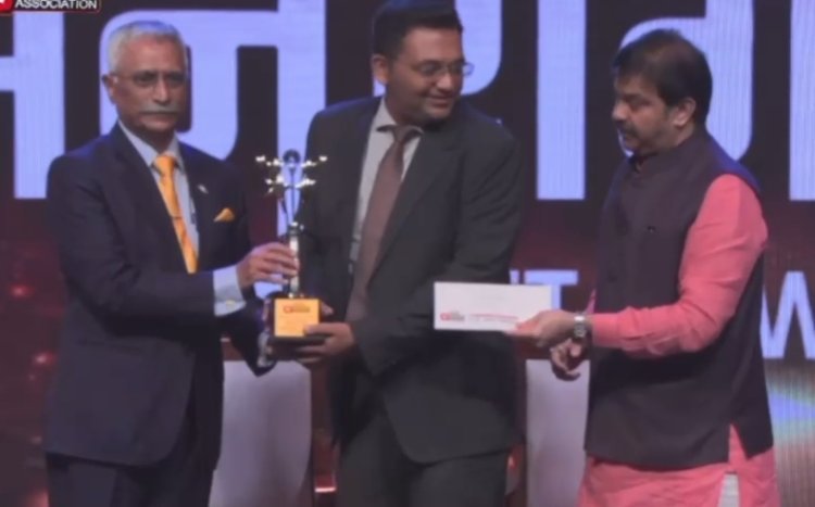 बेहतर पत्रिकारिता अवार्ड सें शाह को नवाजा