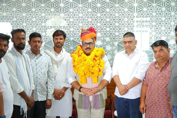 कांग्रेस अल्पसंख्यक प्रदेश अध्यक्ष एम डी चोपदार का किया स्वागत 