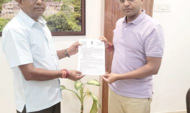 प्रवासियों का माटी से जुड़ाव “आओ गांव चले” अभियान*