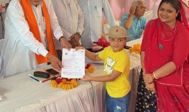 शहरी सेवा शिविर में 20 मिनट में जारी हुआ जन्म प्रमाण पत्र*