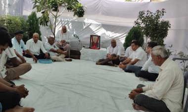 वरिष्ठ अधिवक्ता सुखदेव सिंह सांदू के निधन पर शोक सभा बैठक में उमड़ा जनसैलाब 