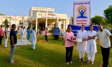 सोजत न्यायालय में अंतराष्ट्रीय योग दिवस मनाया