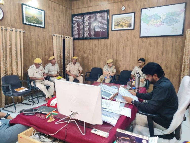 मोहर्रम पर्व को लेकर बैठक का आयोजन   सोजत क्षेत्र में नशाखोरी, जुआ, सट्टा–बाजारी पर प्रभावी नियंत्रण हेतु वृत्ताधिकारी को किया निर्देशित 