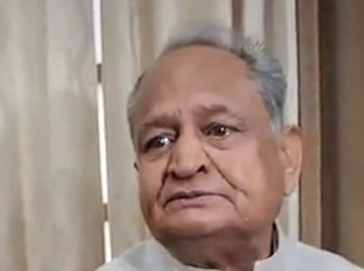 सांसद विधायक बिक रहें, आमजन परेशान       