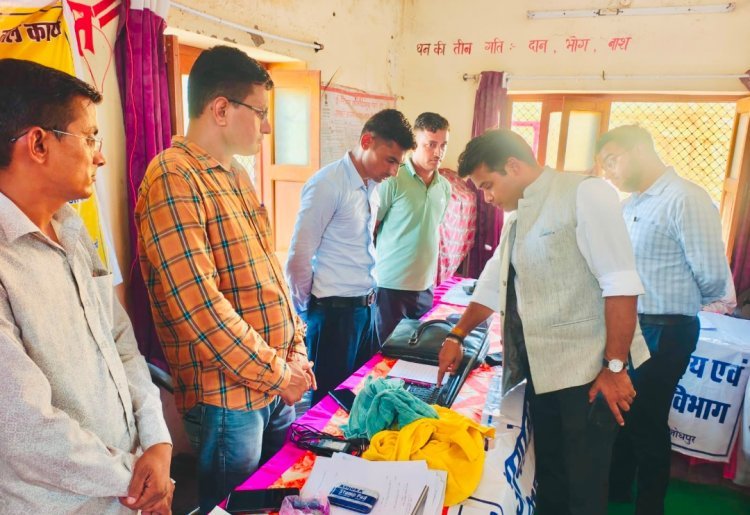 जिला कलक्टर  रंजन ने ग्रामीण एवं शहरी सेवा शिविरों का किया निरीक्षण*