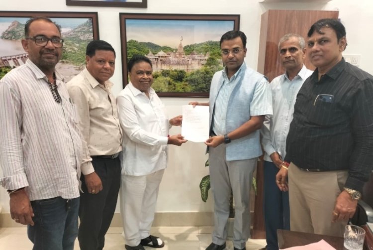 प्रवासी भामाशाह ने विद्यालय भवन निर्माण के लिए दिए तीन करोड़ रुपये’