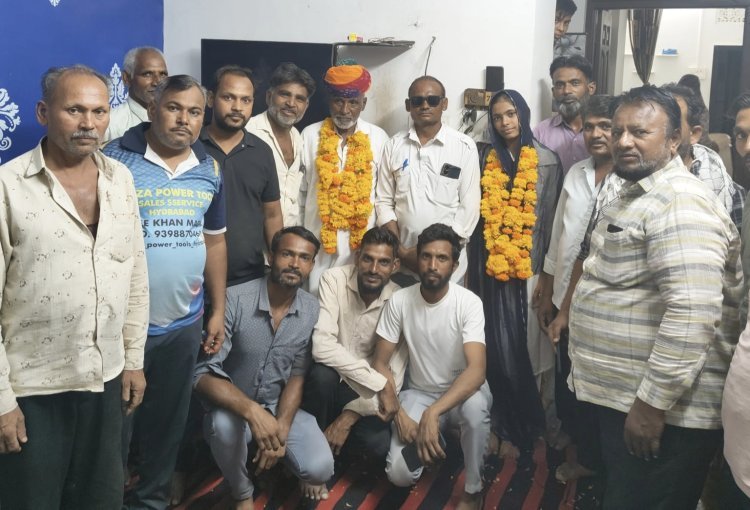 मुस्लिम तेली समाज ने किया उमराह कर लौटे बेलिम का स्वागत 