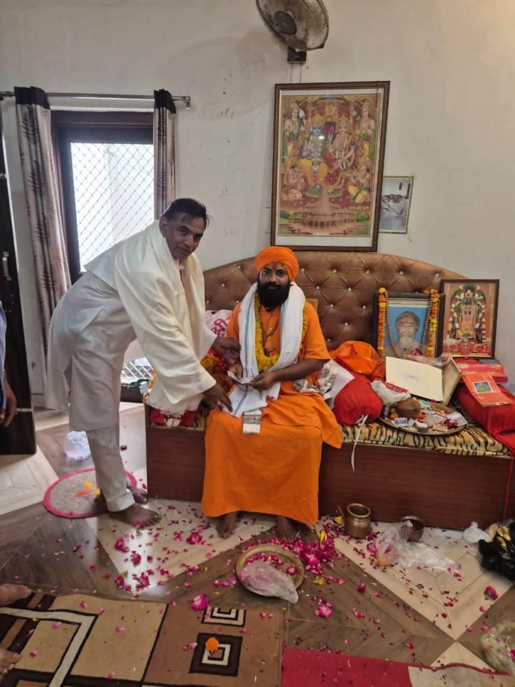 गुरू पूर्णिमा: विधायक डी. सी. बैरवा ने राम मंदिर में टेका माथा लिया आशीर्वाद