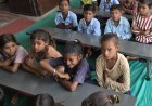 रोटरी क्लब ने  इंद्रा नगर विद्यालय को भेंट की 25 स्टडी डेस्क-बेंच