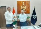 लेखक धर्मपाल गाँधी ने कलेक्टर व एसपी को भेंट की ‘इन्कलाब’ पुस्तक, राष्ट्रीय प्रतिभा सम्मान समारोह का दिया निमंत्रण