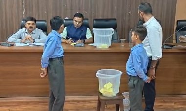 जिले के नगर निगम पाली सहित  पालिकाओं की निकाली गई वार्ड आरक्षण लॉटरी’* 