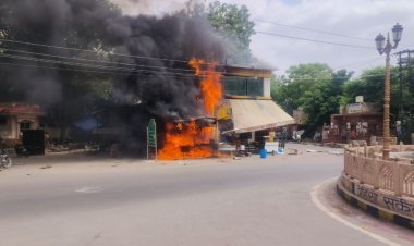 जोधाणा स्वीट में लगी आग