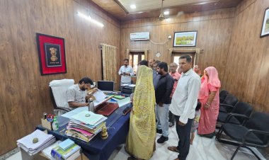 पानी की नियमित एवं पर्याप्त सप्लाई को लेकर उपखण्ड अधिकारी सोजत को सौंपा ज्ञापन