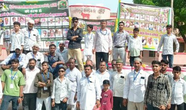 तेली समाज सोजत खेड़ा विकास समिति ने यौमे पैदाइश पर खीर बनाकर की वितरण