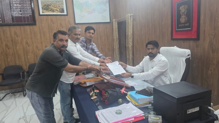राजस्थान पटवार संघ ने उपखंड अधिकारी को सौंपा ज्ञापन, गिरदावरी कार्य बहिष्कार की दी चेतावनी