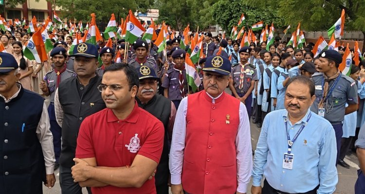 तिरंगा रैली निकाली दिलाई देश भक्ति की शपथ                   