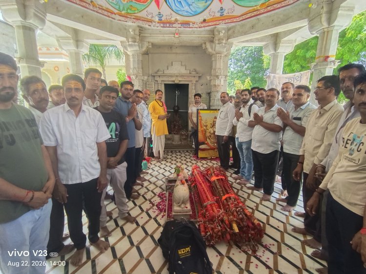 शिवराजपुर महादेव मंदिर से संकल्प लेकर निकले कावड़