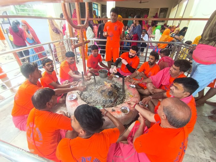 शिवराजपुर सवराड़ 351 कावड़ियों ने किया जलाभिषेक