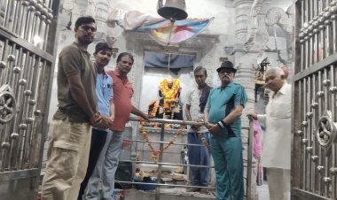 शनि मंदिर पर उमड़ा आस्था का जनसैलाब